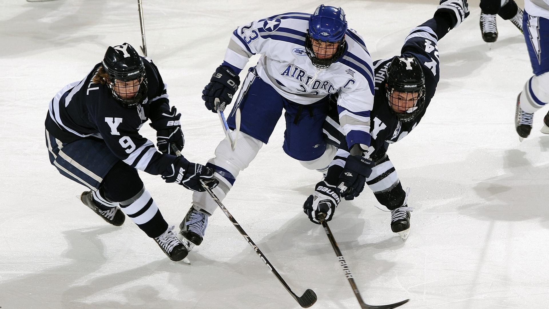 那年今日,克罗斯绝美任意球助德国逆转瑞典