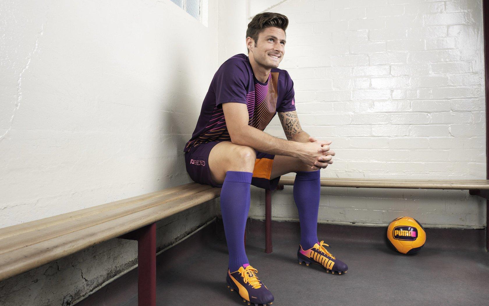 英记者,完美生涯很难达成,梅西别有压力